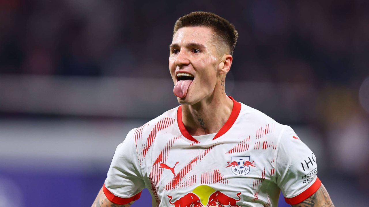 Manchester United aumenta oferta por Sesko e chega a R$ 540 milhões, mas tem ‘plano B’
