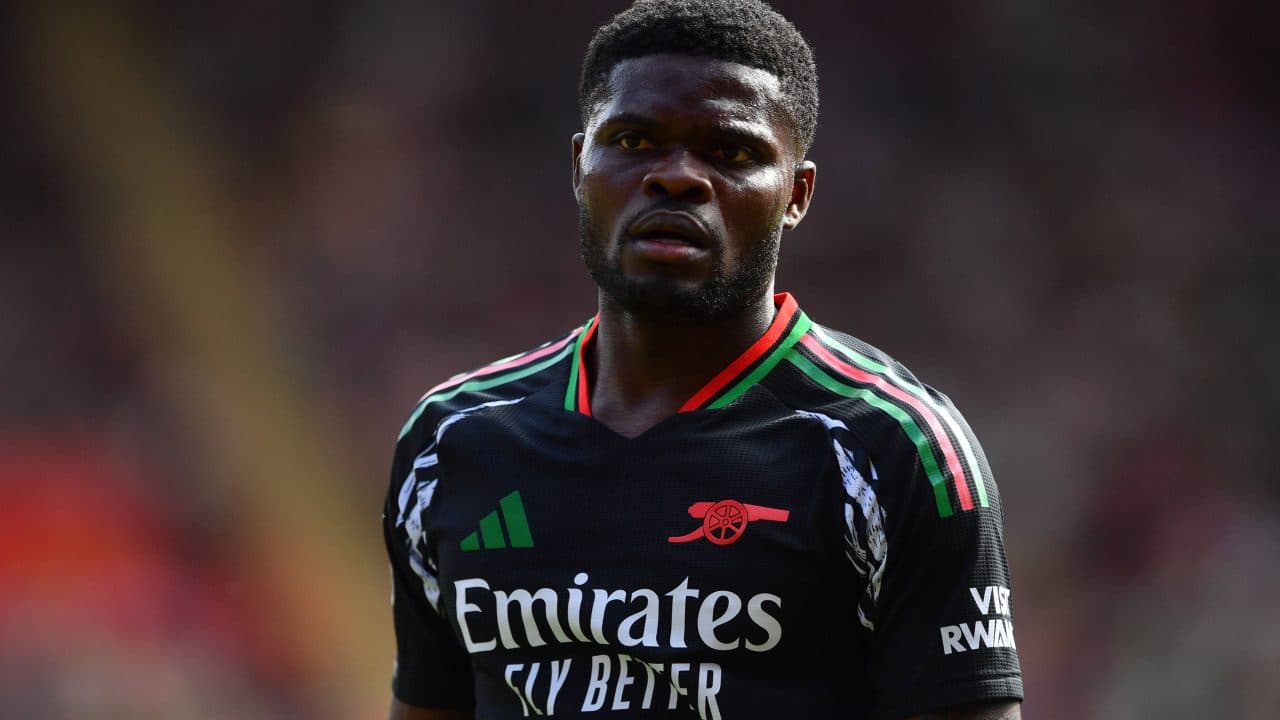 Partey tem acerto encaminhado com novo clube em meio a graves acusações na Inglaterra