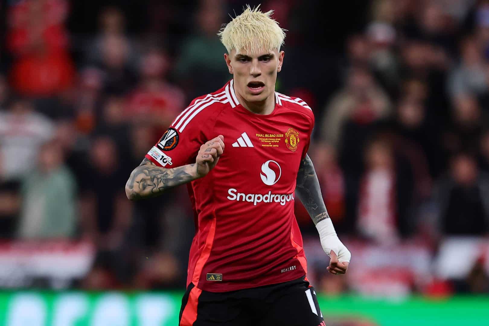 Garnacho em ação pelo Manchester United
