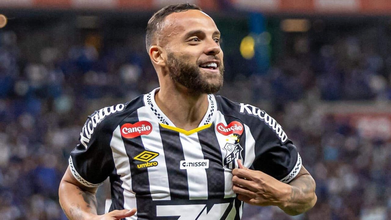 Santos repete fórmula que derrotou o Flamengo para vencer o Cruzeiro no Mineirão