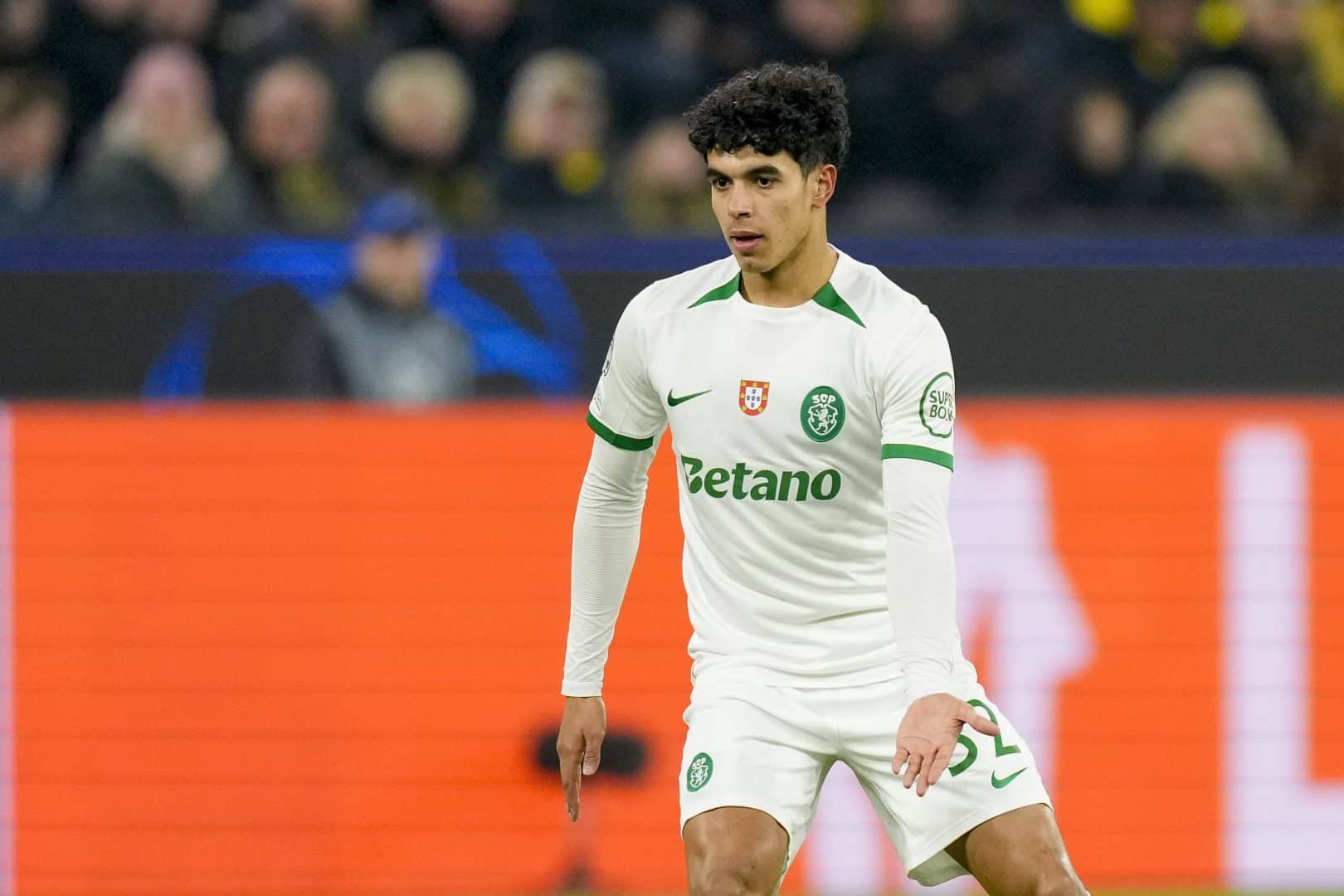 João Simões durante jogo do Sporting na Champions League
