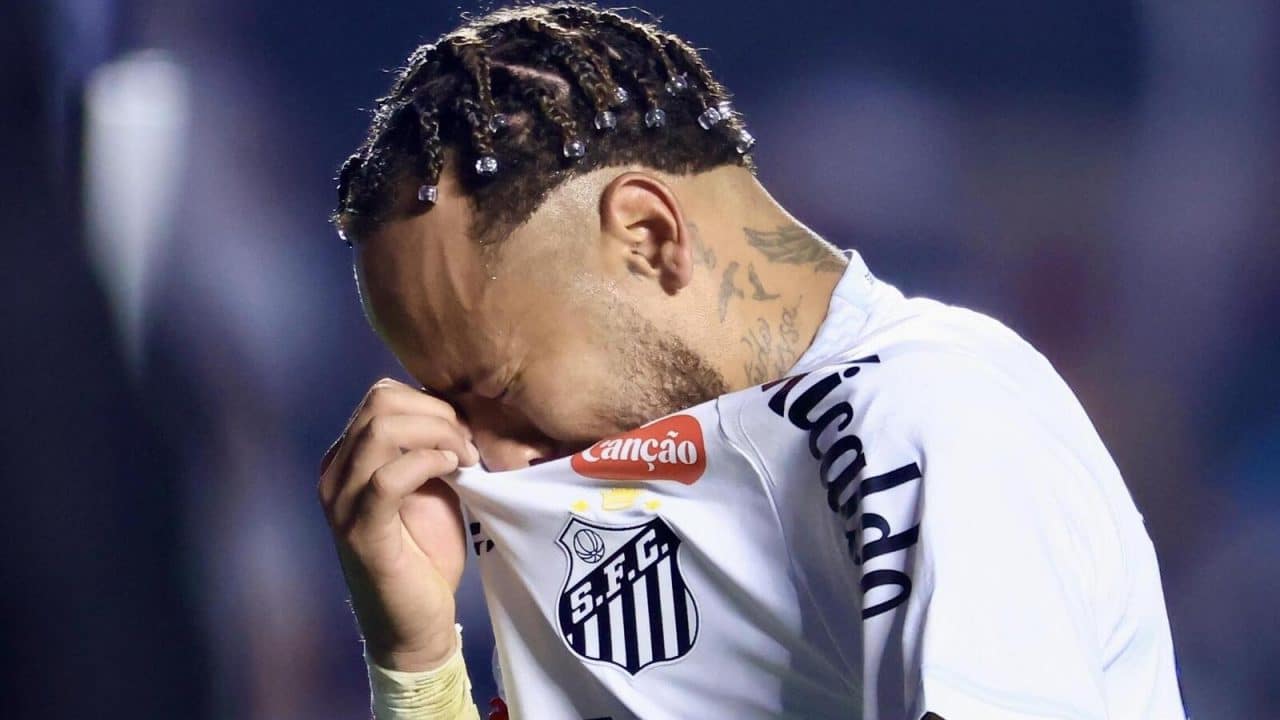 Santos implora por dois princípios que a torcida não vê passar nem perto da Vila Belmiro