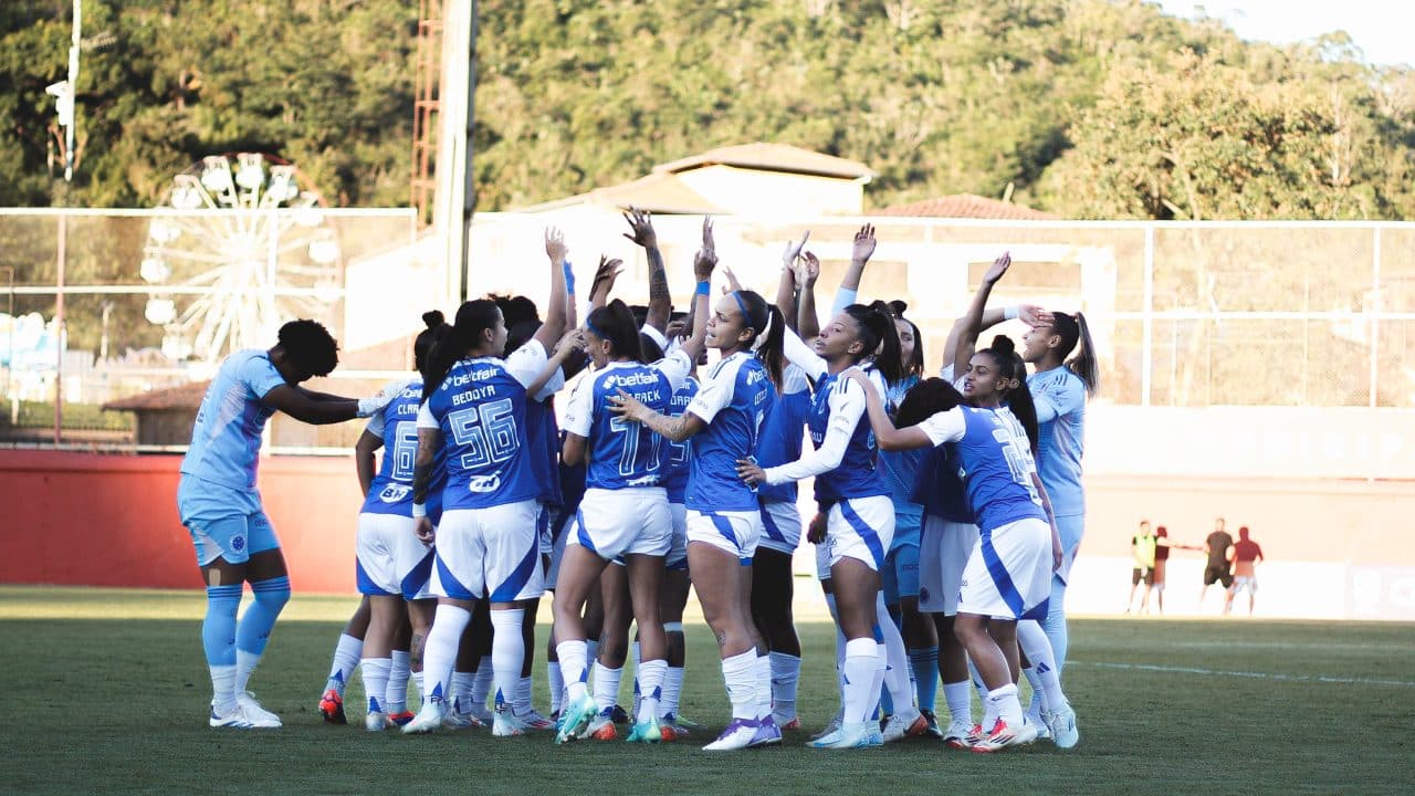 Investimento e trabalho a longo prazo: O que está por trás do sucesso do Cruzeiro Feminino