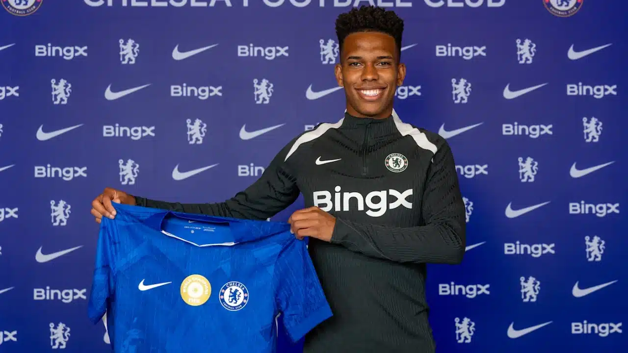 ‘Não conseguiu impedir nosso título mundial’: Chelsea alfineta Palmeiras e anuncia Estêvão