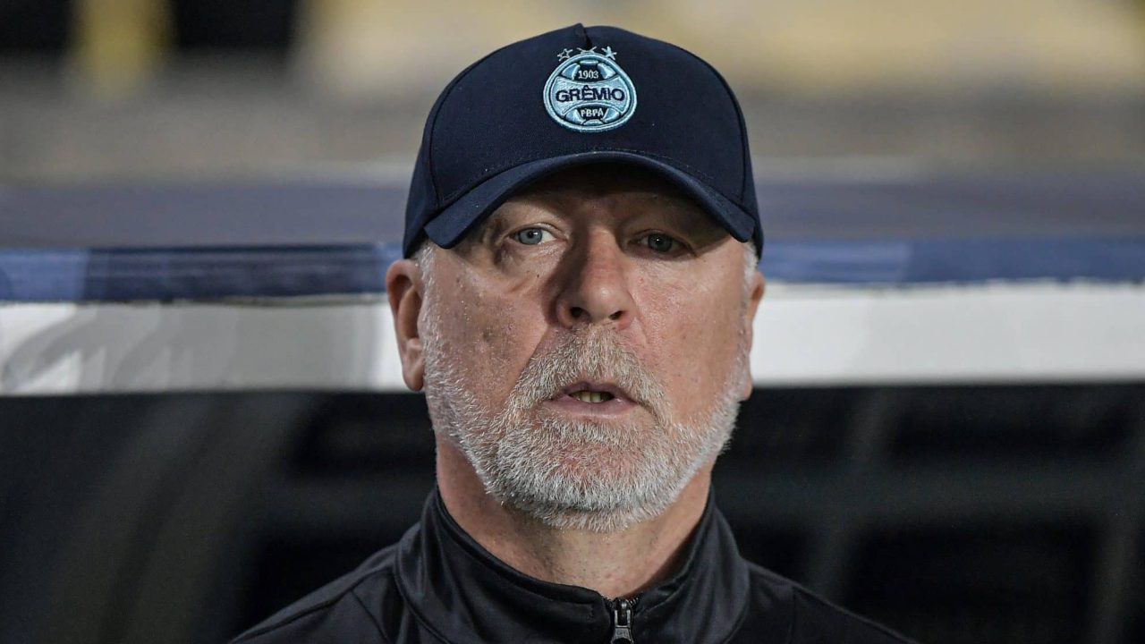 Grêmio faz o impossível contra Sport e Mano Menezes atinge fundo do poço