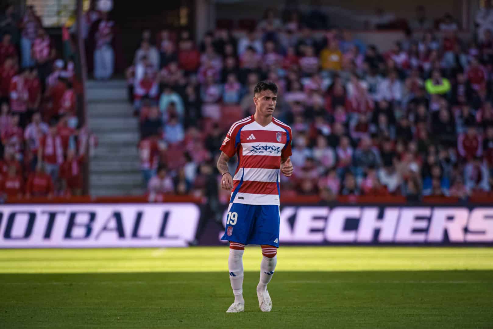 ESP: Granada CF v Cadiz CF – La Liga Hypermotion GRANADA, SPAIN – NOVEMBER 9: Reinier de Jesus of Granada CF during the