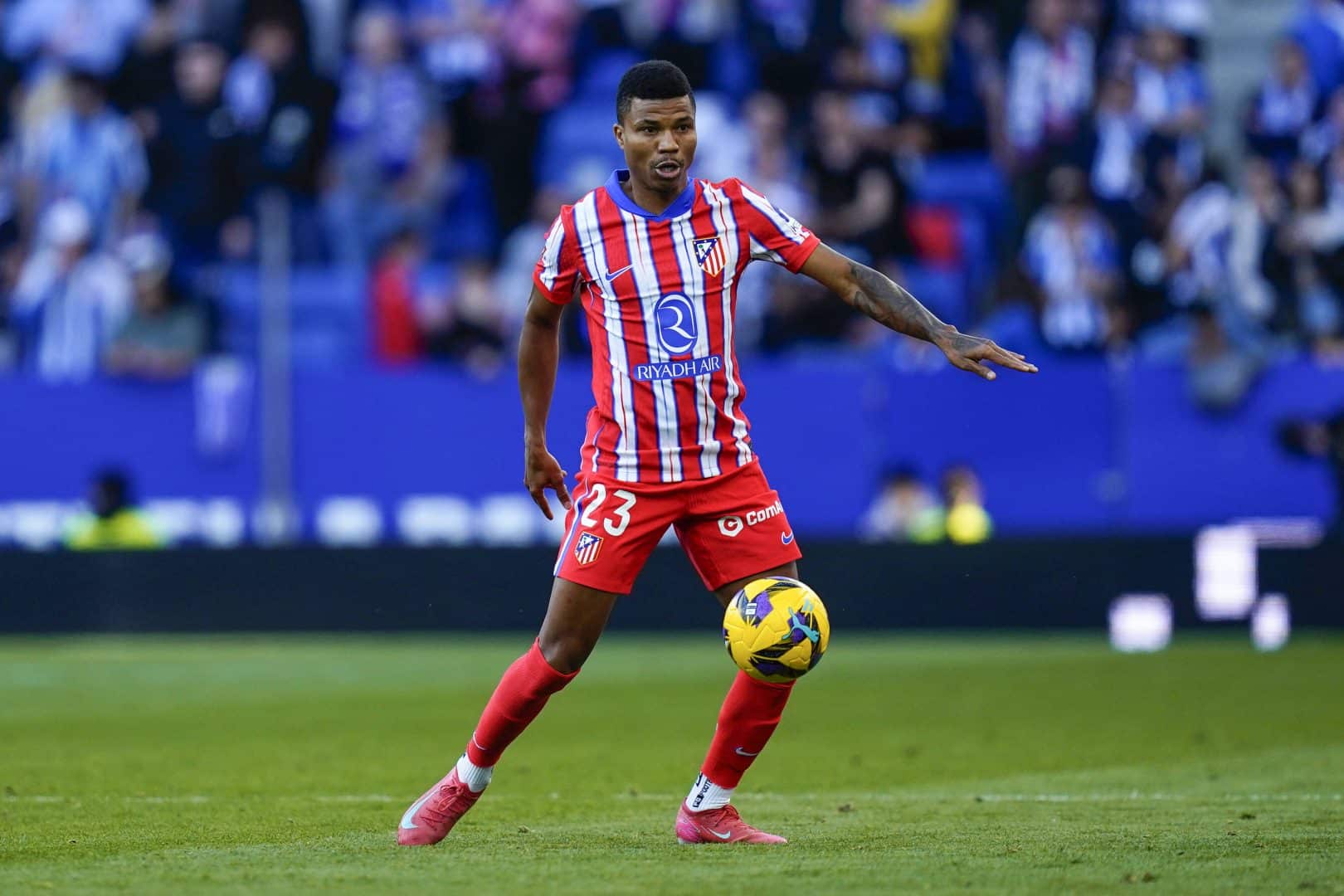 Reinildo pelo Atlético de Madrid (Foto: Imago) 