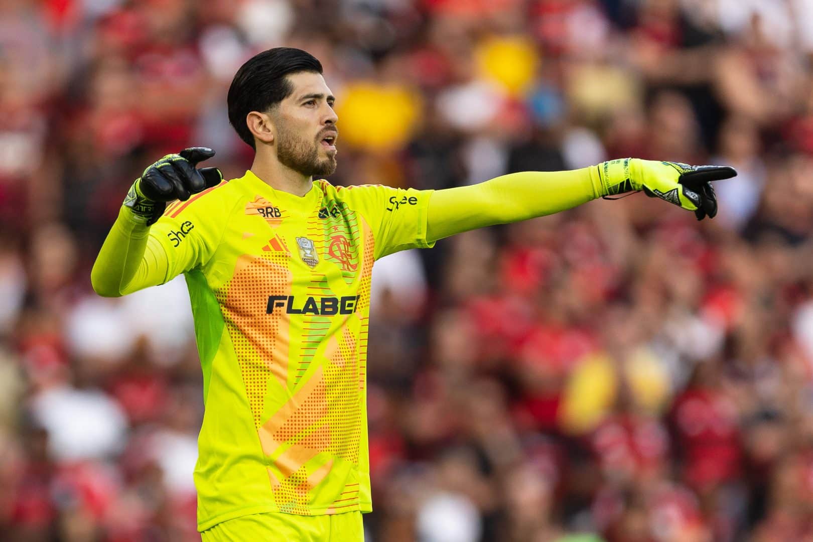 Rossi em ação pelo Flamengo
