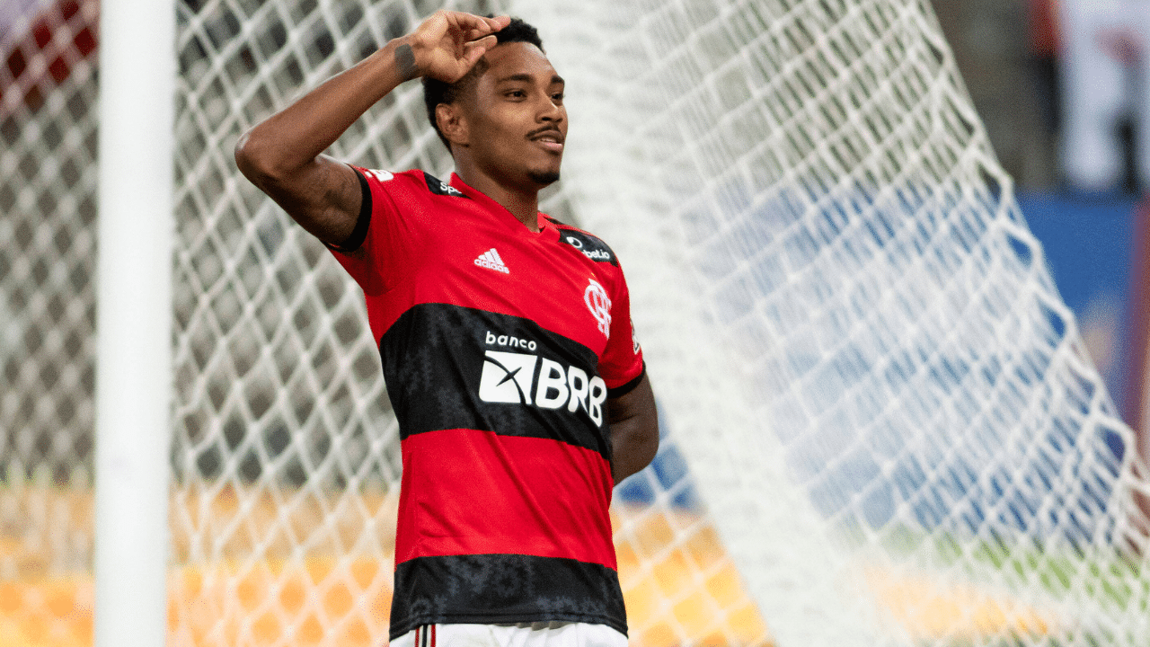 Os três fatores que aproximam o Corinthians da contratação de Vitinho