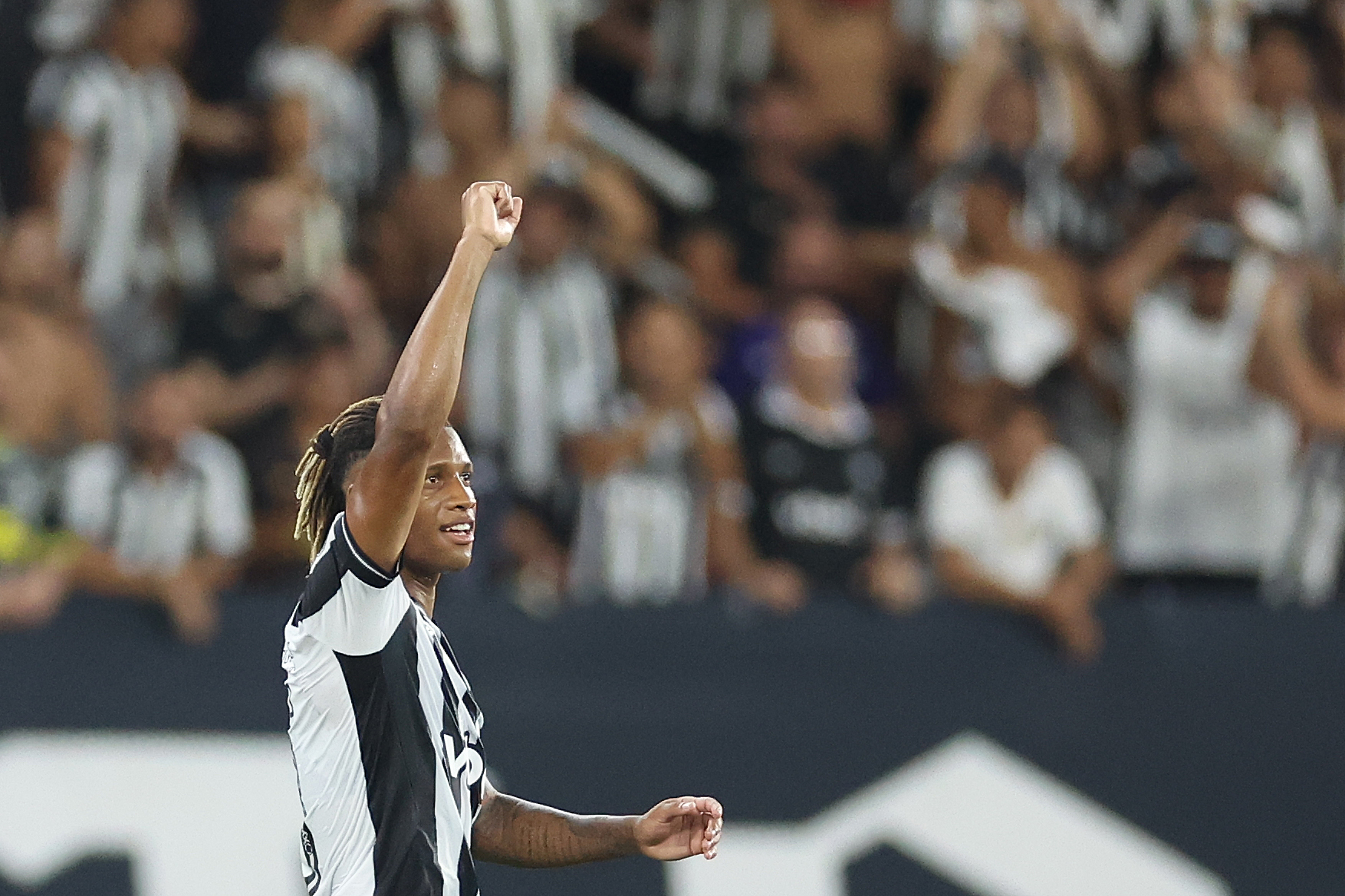 Recital de Danilo para classificar Botafogo mostra como volante pode ser útil à Seleção