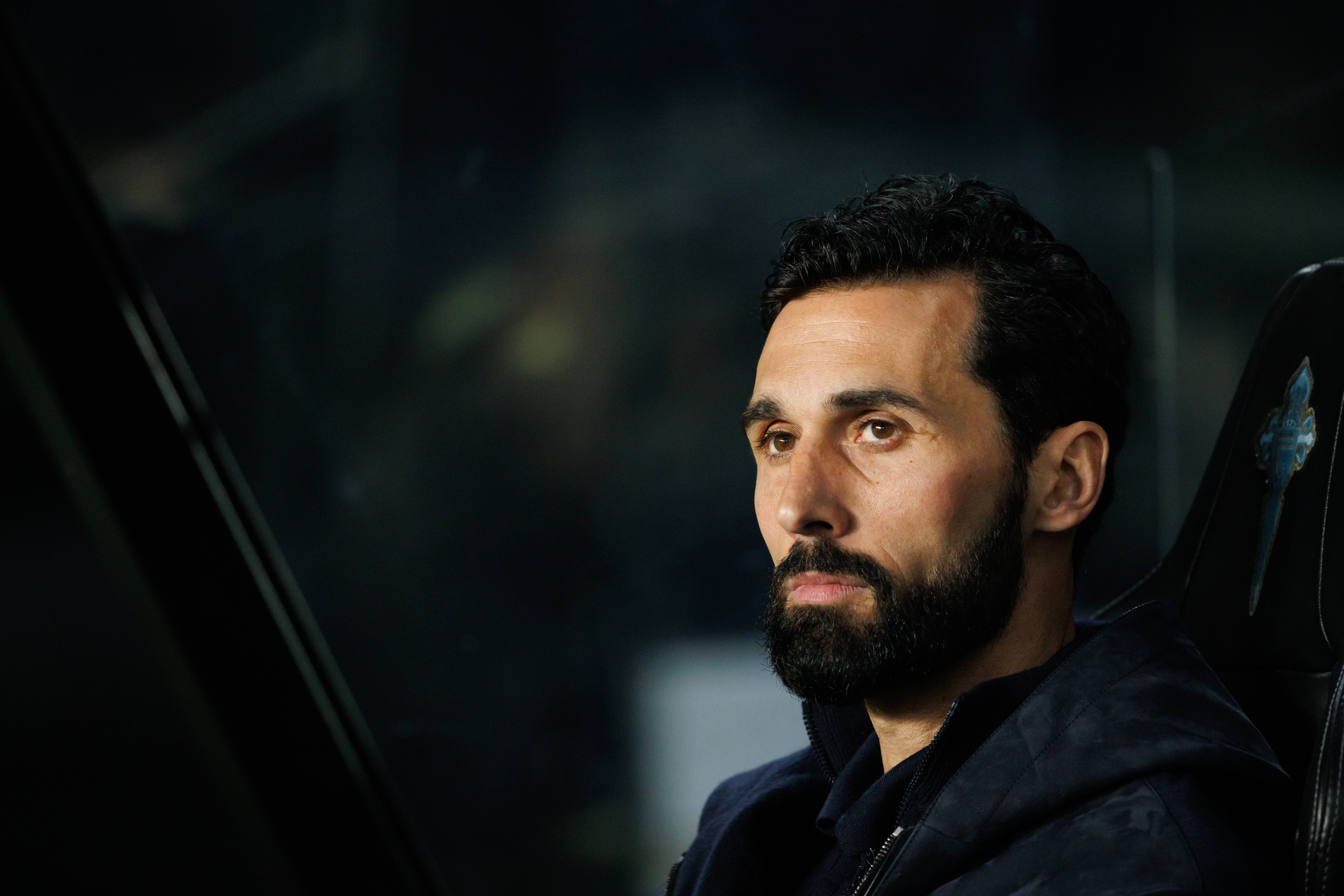 Tensão no Real Madrid: Arbeloa se desentende com ídolo e divide vestiário