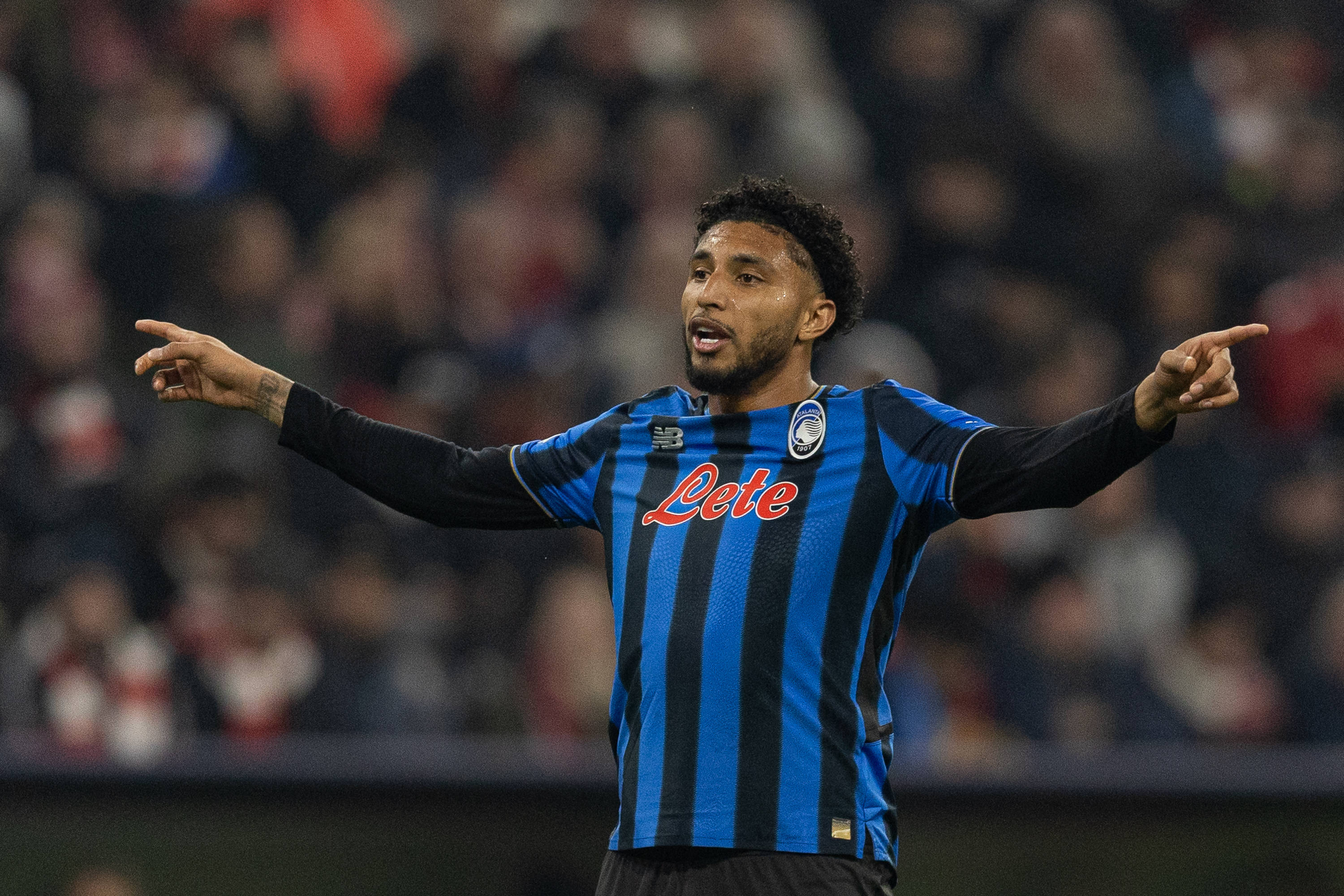 Atalanta discute transferência de Éderson para LaLiga e quer R$ 300 milhões