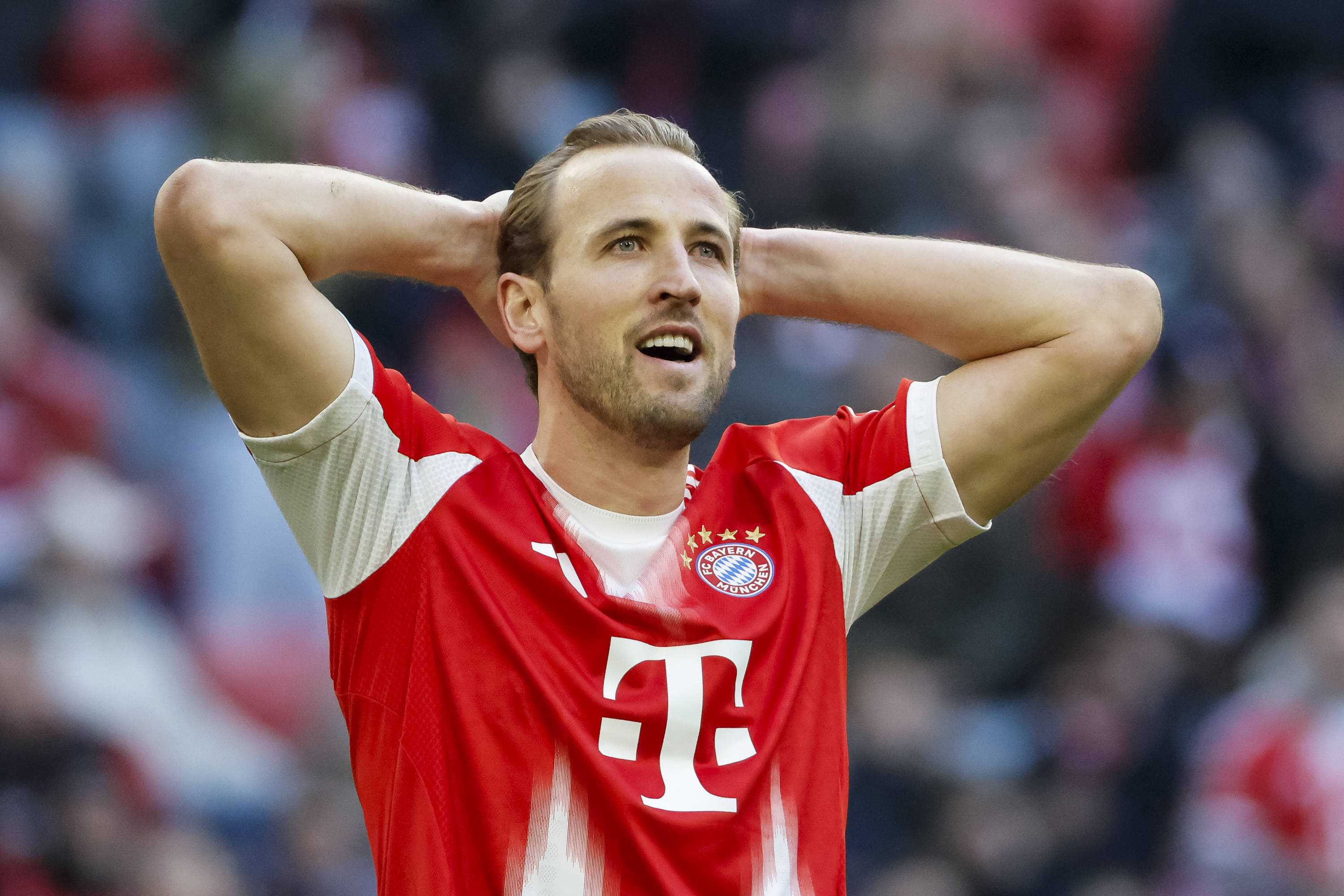 ‘Se Isak custou R$ 950 milhões…’: Lenda do Bayern exalta Kane