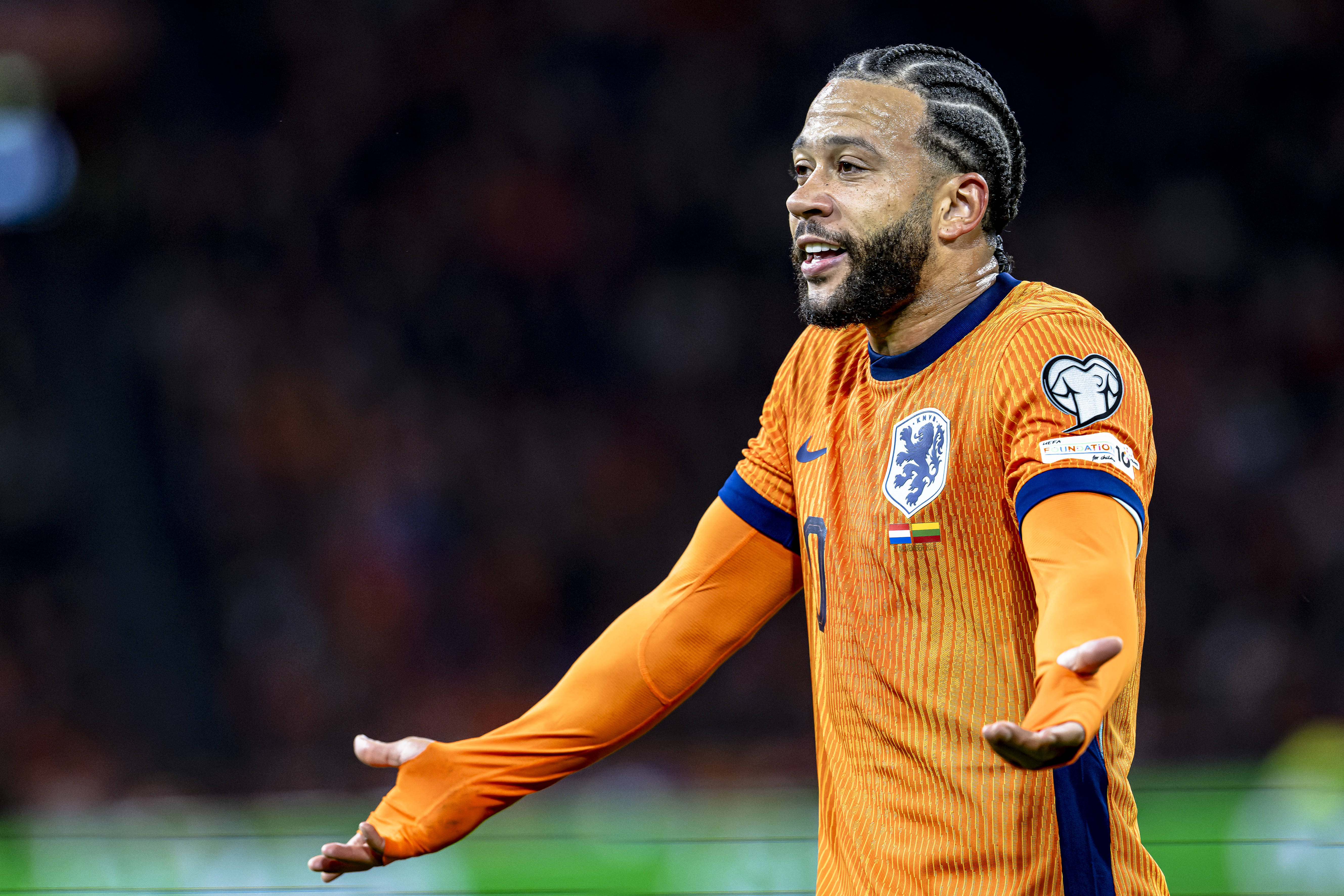 ‘Precisa trabalhar nisso’: Memphis tem missão na Holanda antes da Copa