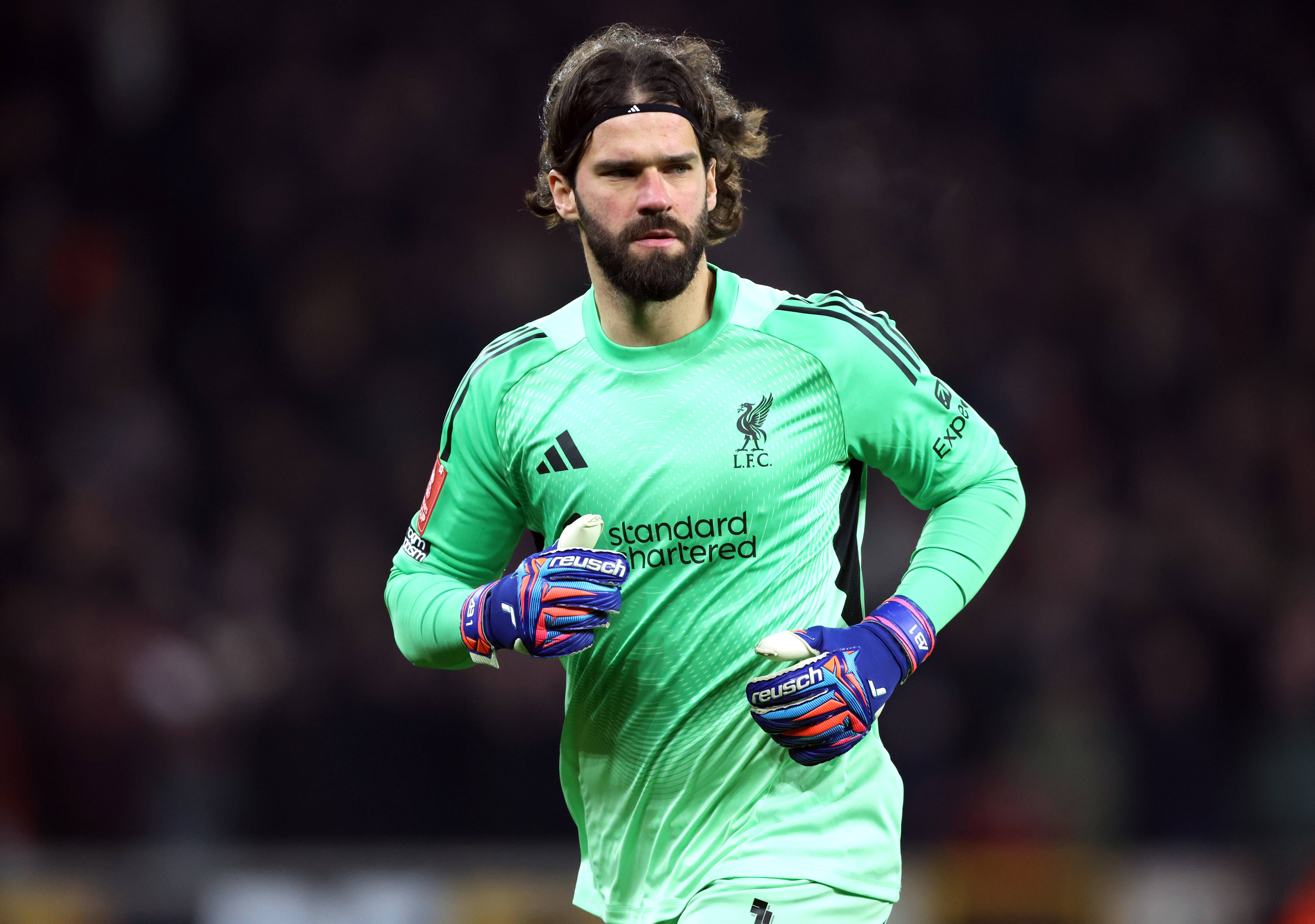 Por que deixar Alisson sair pode ser um grande erro do Liverpool?