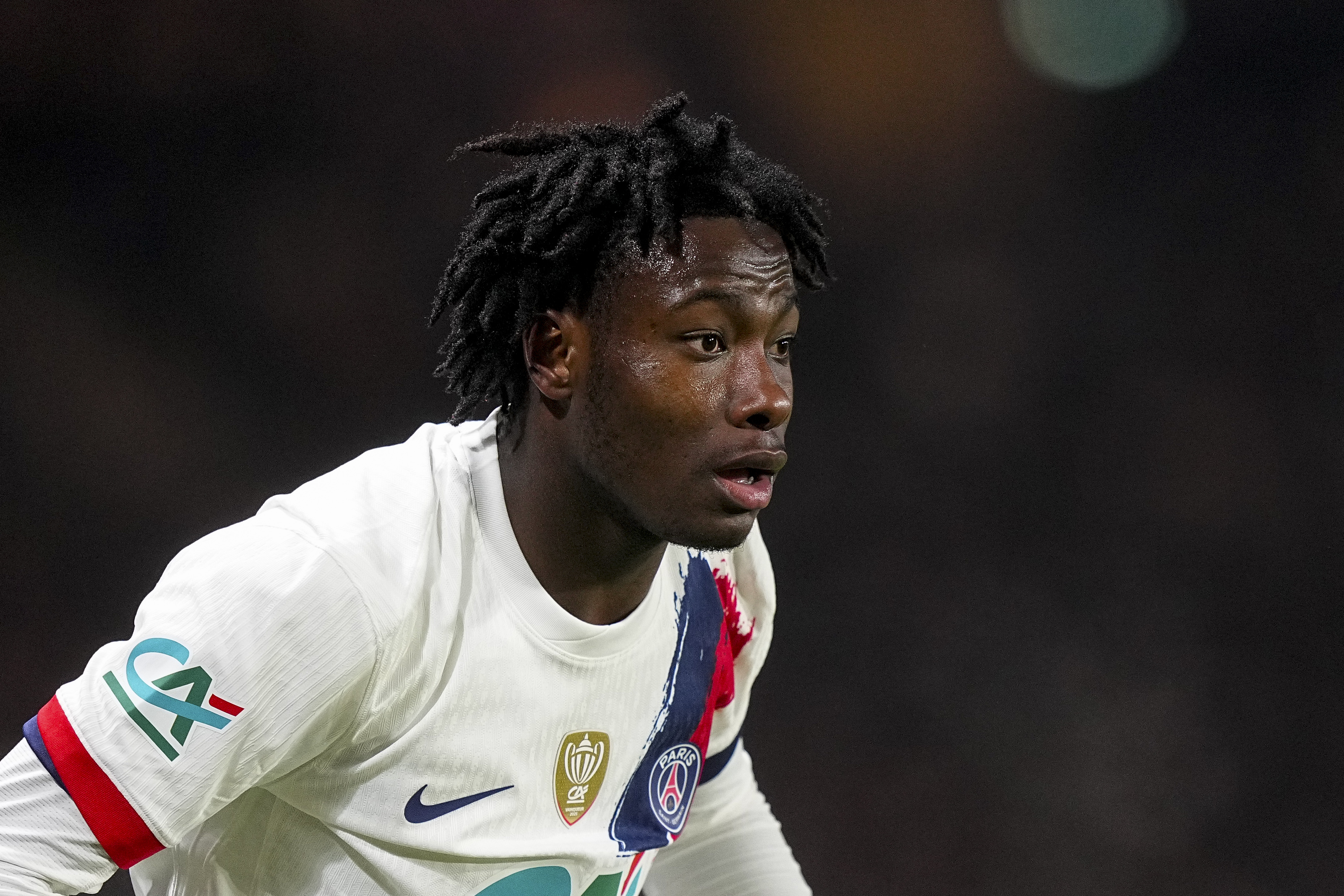 Barcelona planeja ‘vingança’ no mercado e mira contratação de joia do PSG