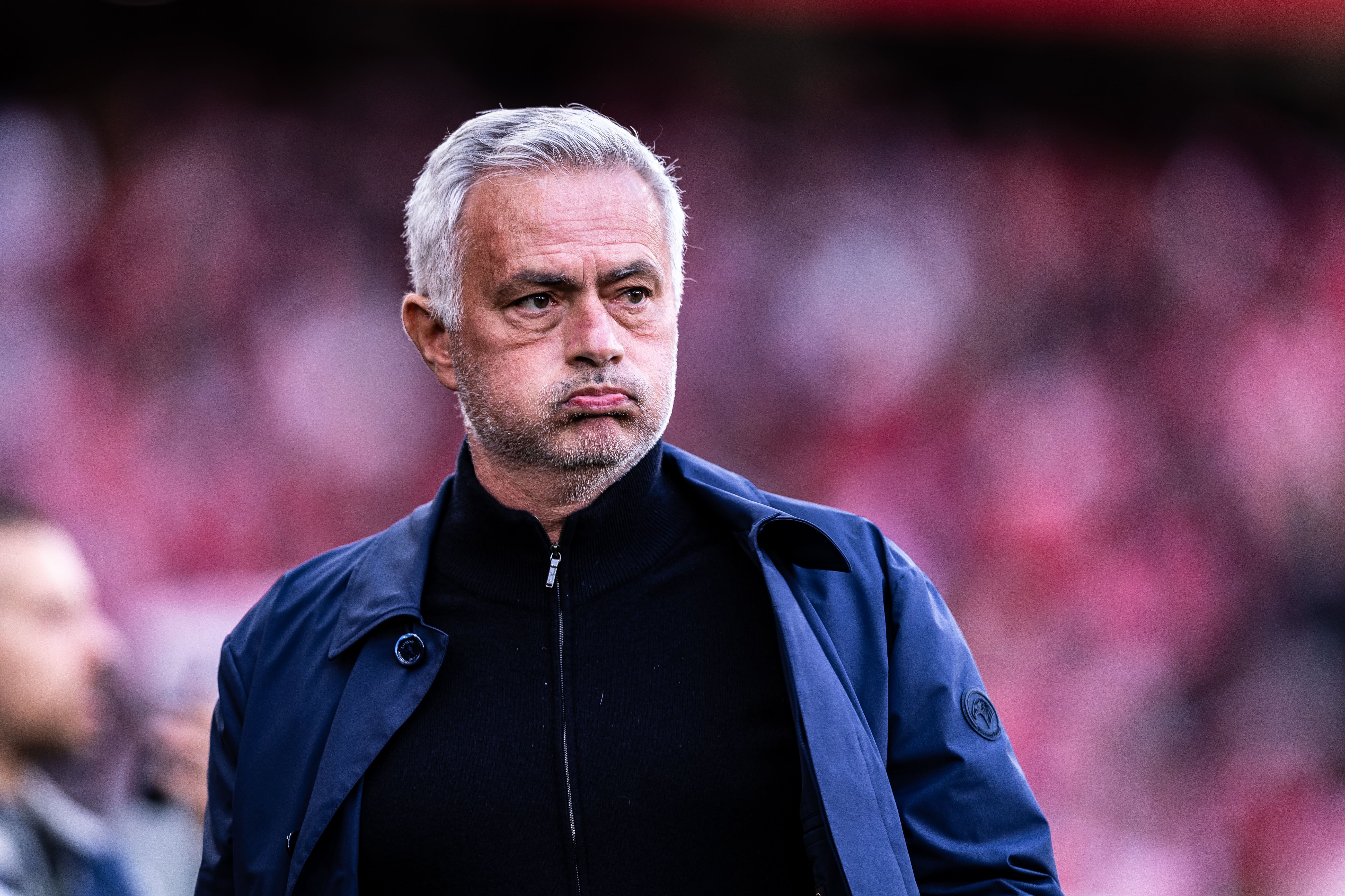 Benfica trata saída de José Mourinho como real e mira solução na Premier League