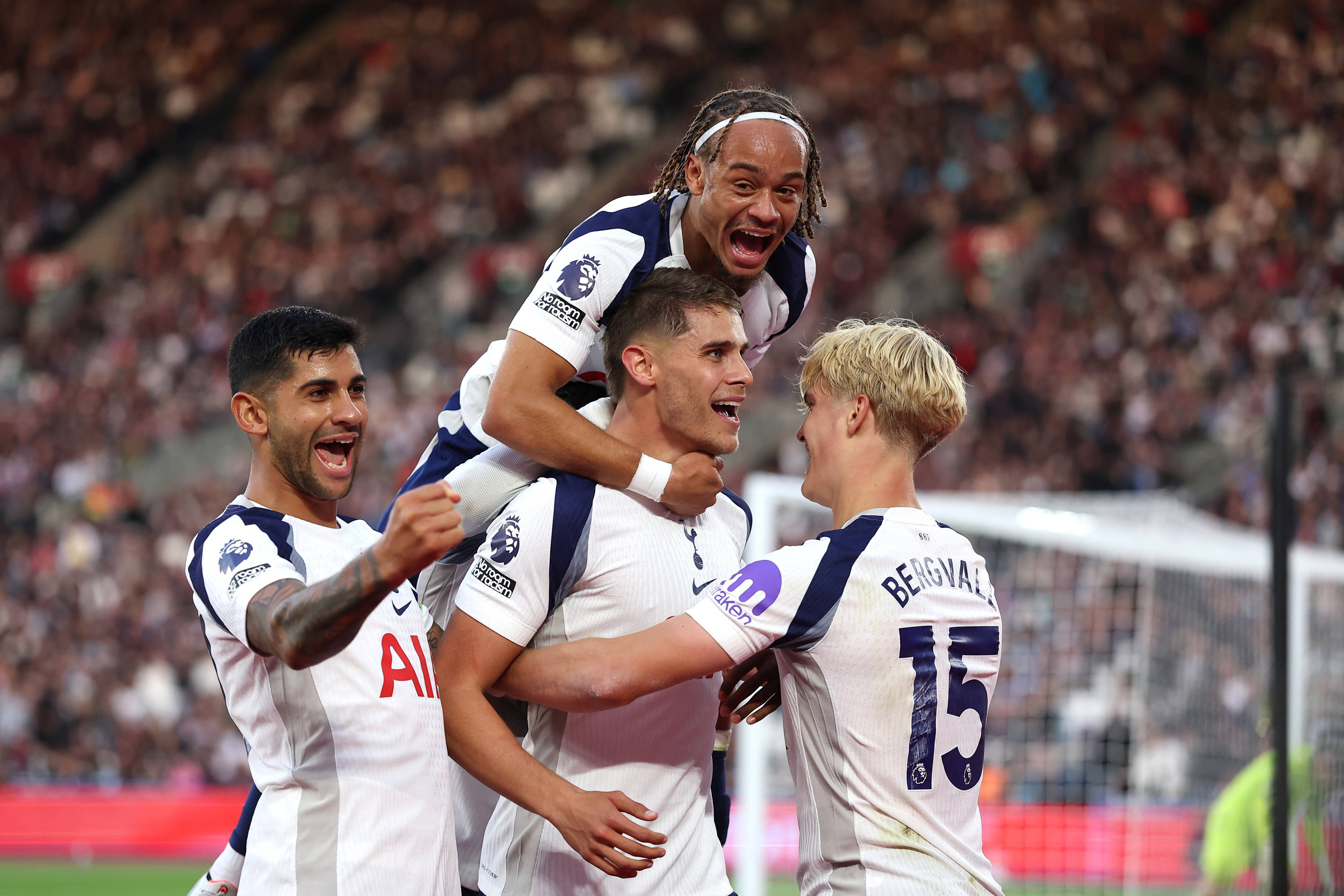 Como próxima janela do Barcelona pode mudar se o Tottenham for rebaixado