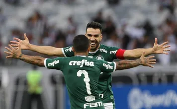 Pouca gente viu ao vivo, mas os gols de Bruno Henrique entram para os livros do Palmeiras