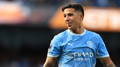 Enzo Fern&aacute;ndez brilha em estreia inesperada no City, mas DNA de Maresca &eacute; amea&ccedil;ado apesar de triunfo