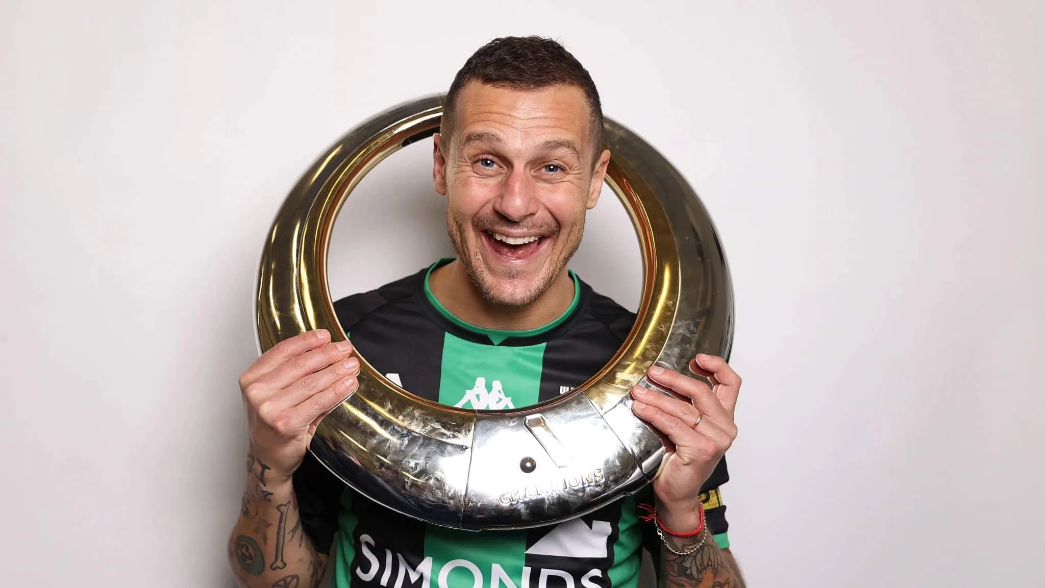 Atuando na Austr&aacute;lia, Alessandro Diamanti anuncia aposentadoria aos 39 anos ao final da temporada