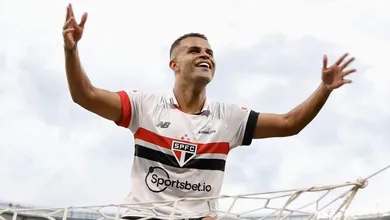 Como Alisson encantou Zubeld&iacute;a a ponto de virar o jogador mais importante do S&atilde;o Paulo