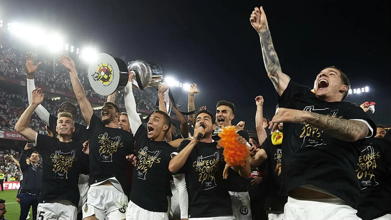 T&iacute;tulo da Copa do Rei &eacute; final perfeito para temporada de reden&ccedil;&atilde;o do Valencia em seu centen&aacute;rio