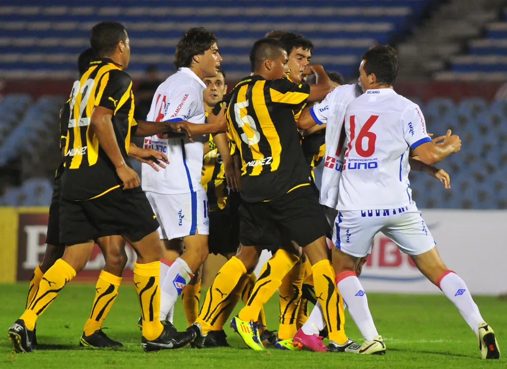 Pe&ntilde;arol e Nacional &eacute; o grande cl&aacute;ssico uruguaio