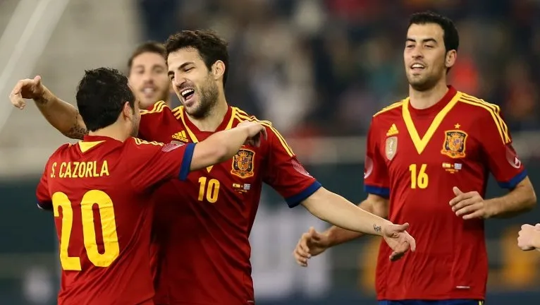 Quem desafia? Invicta h&aacute; 18 jogos, Espanha derrota Uruguai