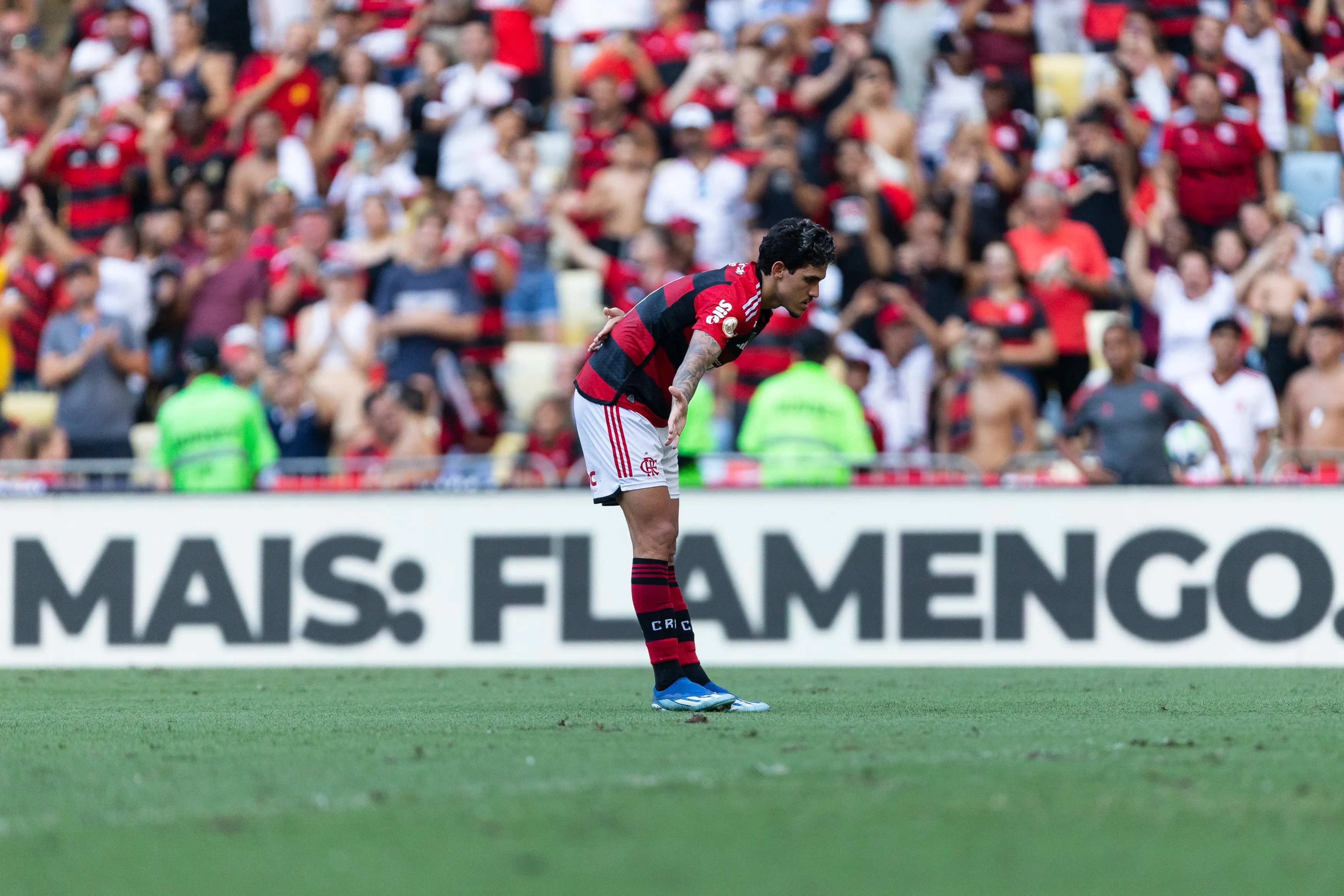 Pedro &eacute; raro destaque em ano ruim do Flamengo, e n&uacute;meros podem ficar ainda melhores