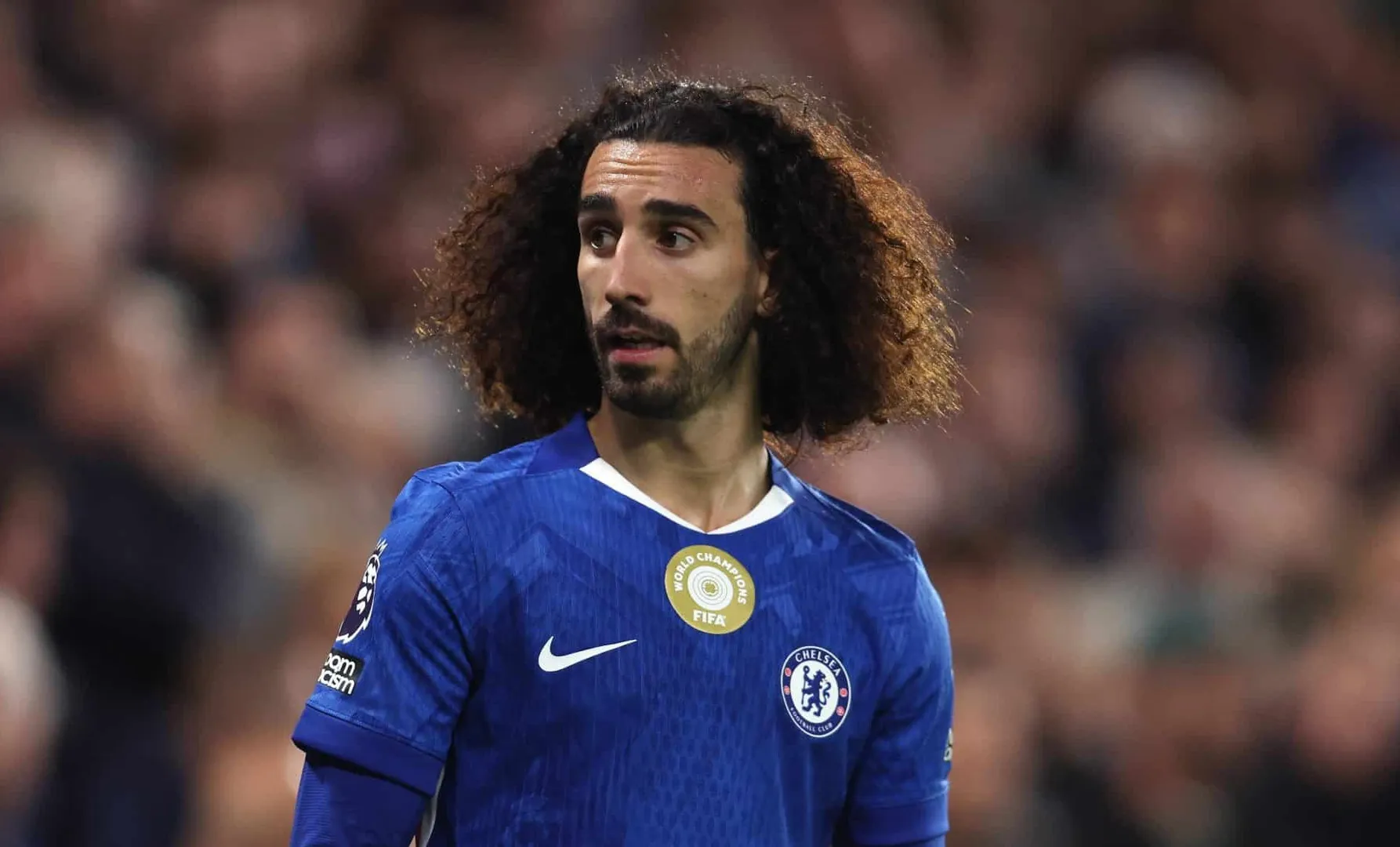 Marc Cucurella em jogo do Chelsea