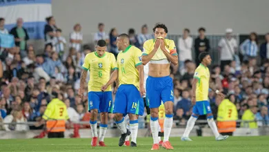 Como &iacute;dolo de Pel&eacute; antecipou o vexame brasileiro diante da Argentina?