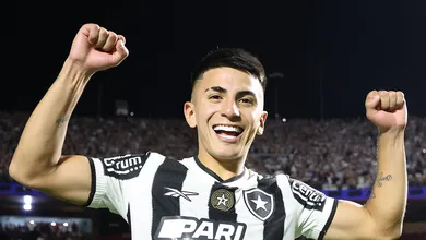 Quanto do investimento o Botafogo j&aacute; recuperou com o desempenho em campo?