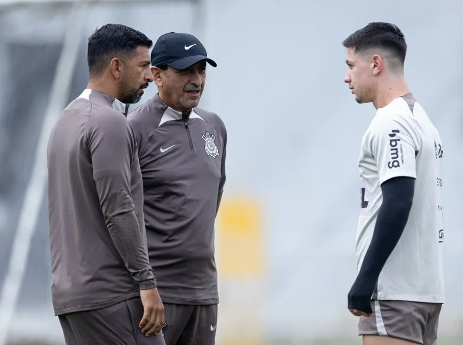 Rodrigo Garro, Ram&oacute;n D&iacute;az e Emiliano D&iacute;az - Corinthians