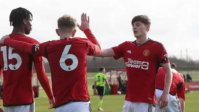 14 jogos, 14 vit&oacute;rias: o futuro do Manchester United &eacute; mais esperan&ccedil;oso com seu sub-18