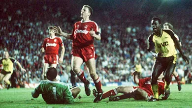 [It&rsquo;s A Goal] Os 30 anos de um &eacute;pico: o t&iacute;tulo ingl&ecirc;s ag&ocirc;nico do Arsenal em Anfield