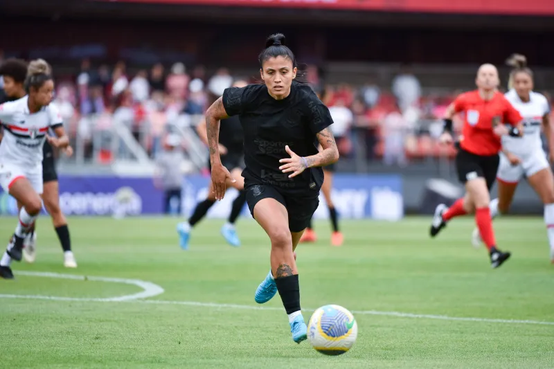 Jaqueline em a&ccedil;&atilde;o pelo Corinthians 