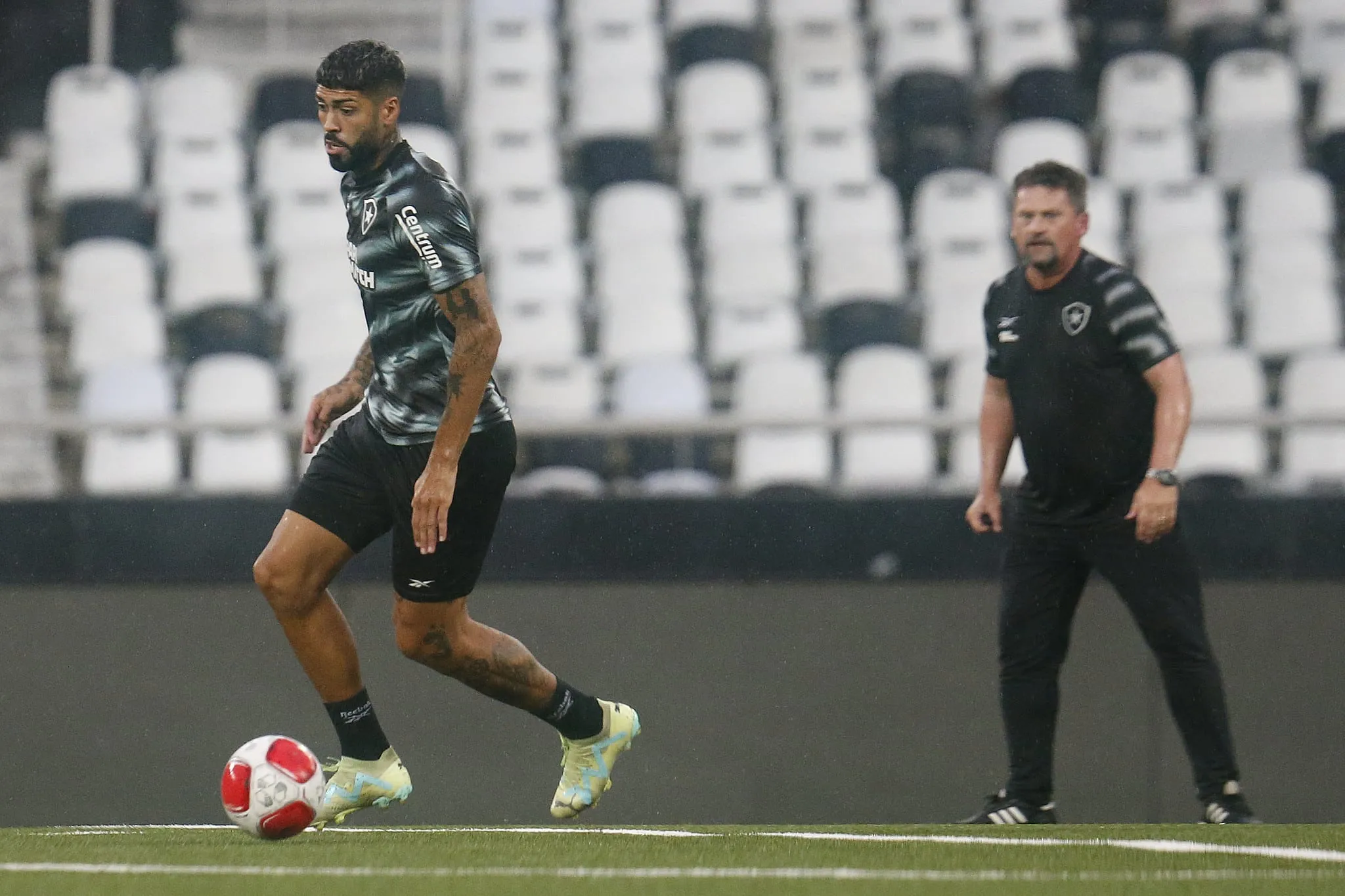 Contra o pior time do Carioca, Botafogo tenta evitar novo vexame no come&ccedil;o de temporada