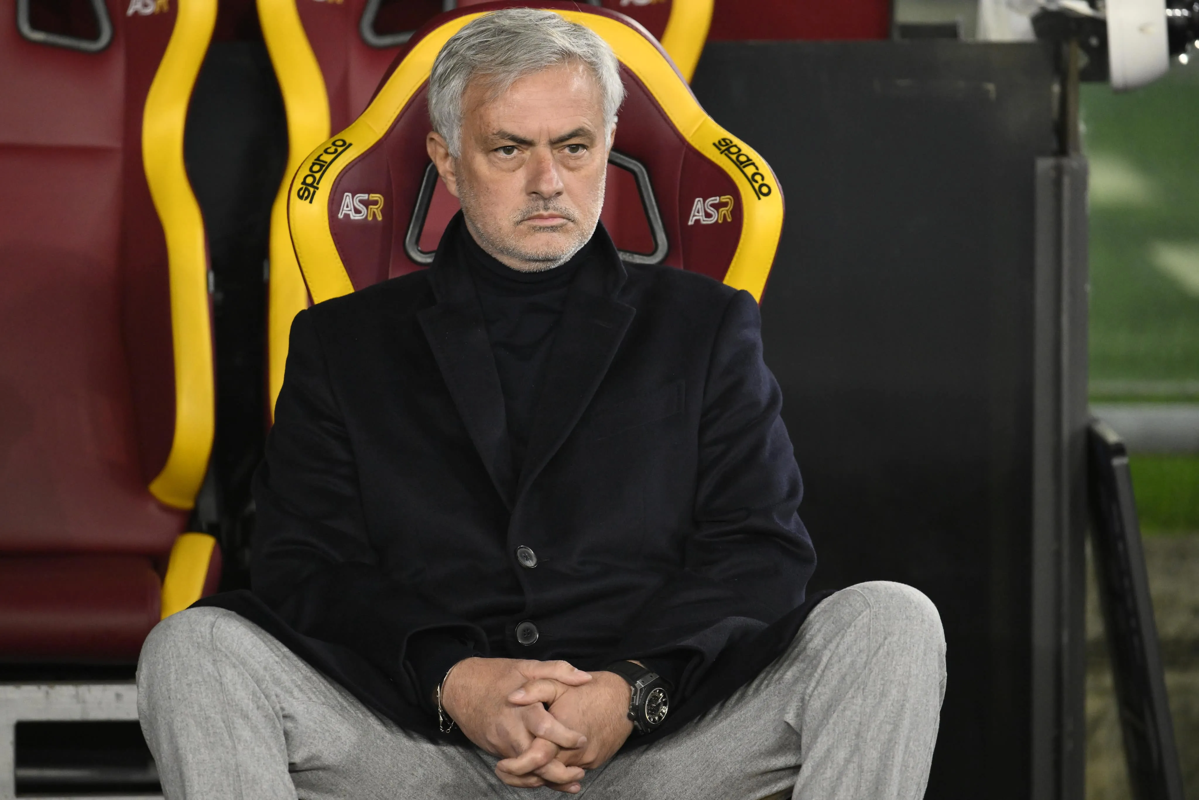 Uefa limita or&ccedil;amento da Roma a pre&ccedil;o de banana na janela de janeiro e Mourinho vai ter que se virar