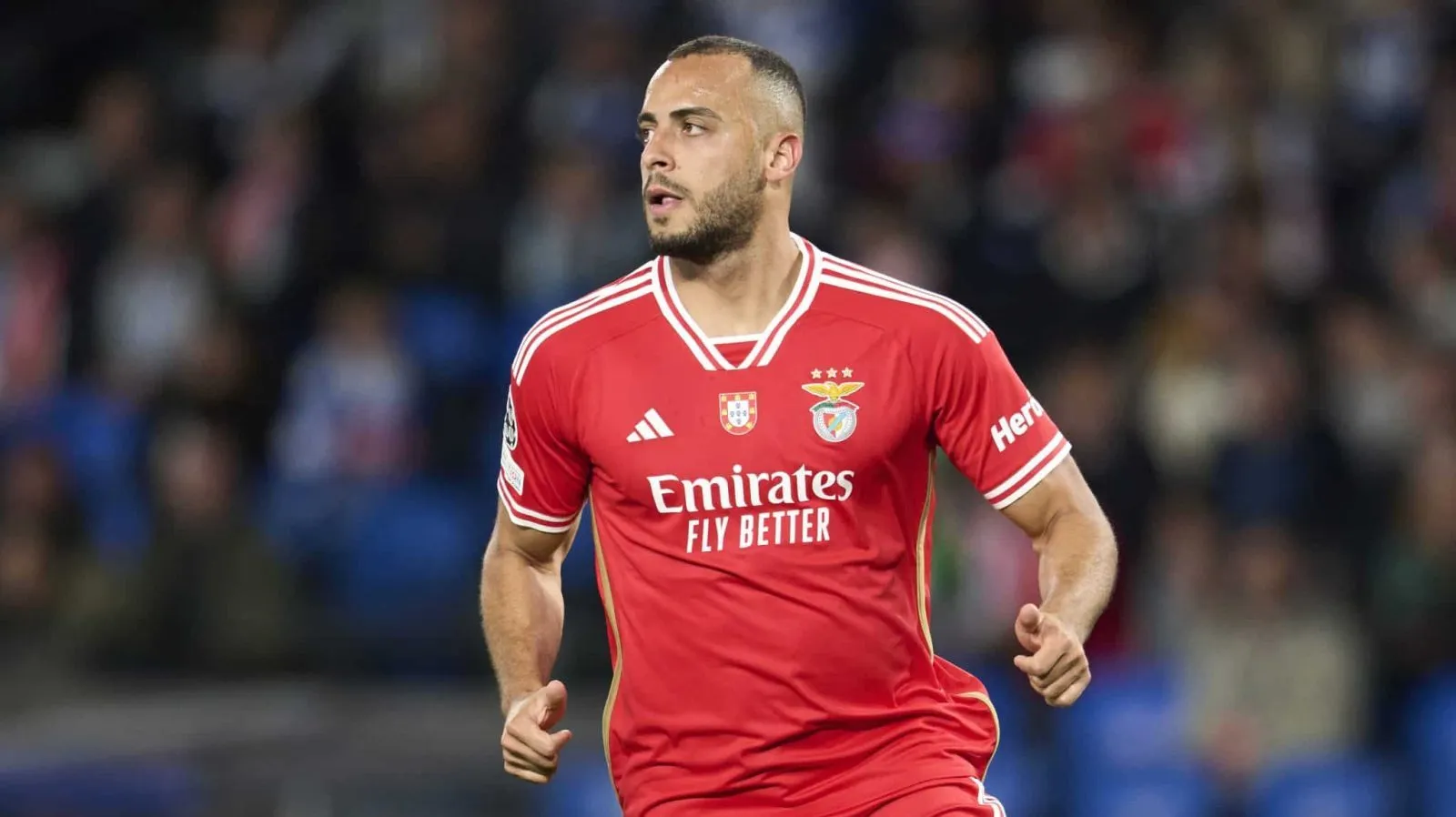 Arthur Cabral no Cruzeiro: o que o Benfica quer para negociar o jogador?