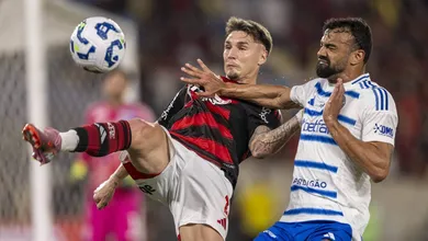 Flamengo e Cruzeiro decepcionam em empate no Maracan&atilde;, e Palmeiras agradece