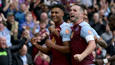 O Aston Villa encontrou um encaixe perfeito e, fatal, destro&ccedil;ou o Brighton por 6 a 1