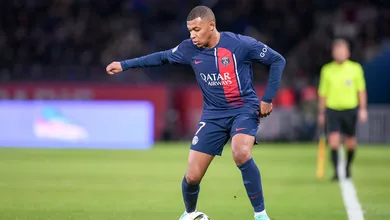Nasri aconselha Mbapp&eacute; sobre poss&iacute;vel sa&iacute;da do PSG para o Real Madrid: &lsquo;Seja o rei do seu povo&rsquo;