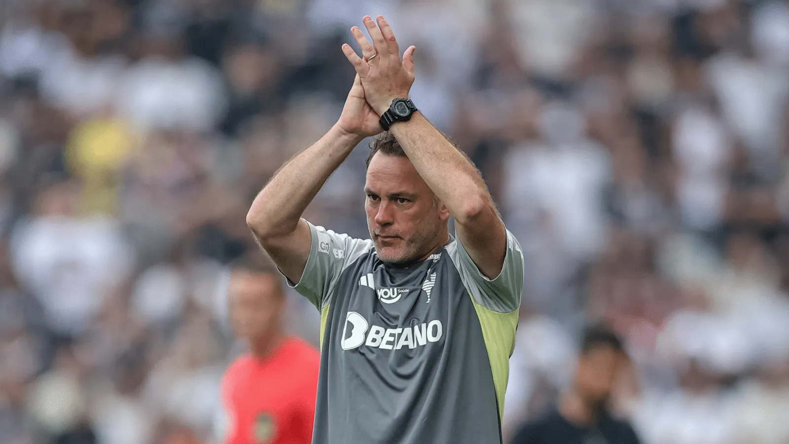 Milito n&atilde;o vai &lsquo;escolher campeonato&rsquo; no Atl&eacute;tico-MG, que parece pronto para isso