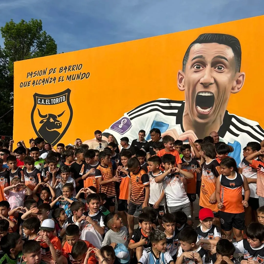 Foto: (Reprodu&ccedil;&atilde;o/Instagram/clubeltorito) - El Torito foi o clube da inf&acirc;ncia de Di Mar&iacute;a