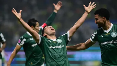 Palmeiras assombra em goleada com volta dos que n&atilde;o foram e &lsquo;inven&ccedil;&otilde;es do Pardabel&rsquo;