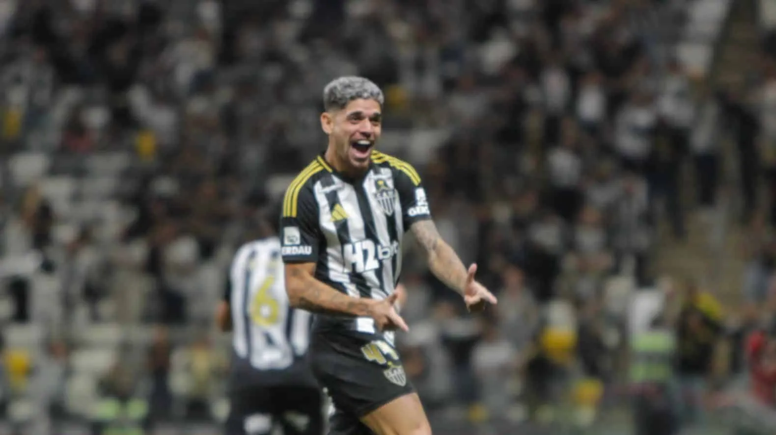 Zagueiros ou atacantes? Atl&eacute;tico Mineiro aposta em estrat&eacute;gia curiosa em classifica&ccedil;&atilde;o