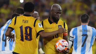 Valencia acaba com jejum e irrita torcida do Inter em vit&oacute;ria do Equador sobre a Argentina