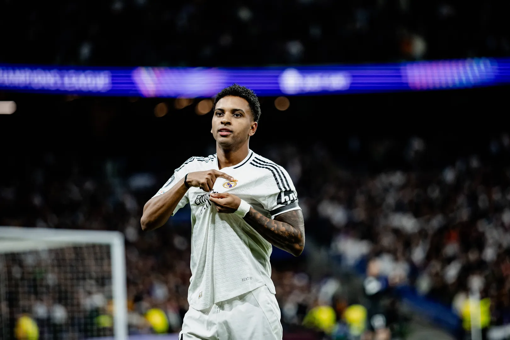 Rodrygo celebra gol do Real Madrid