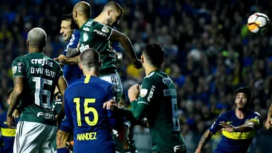 Benedetto tira o jogo da calmaria e, com dois gols rel&acirc;mpago, abre vantagem para o Boca